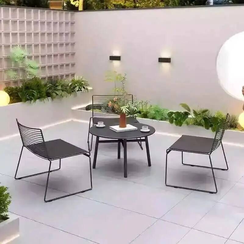 Outdoor Furniture Shop - Semplice caffè balcone tempo libero cortile