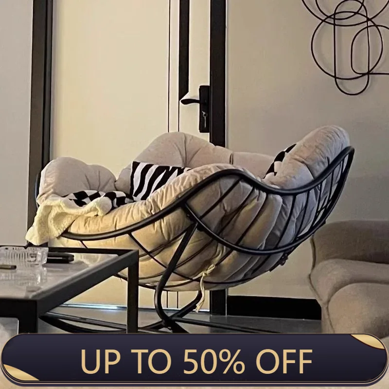 Sedia a dondolo da esterno in  - Outdoor Furniture Egg Chair recensione e prezzo